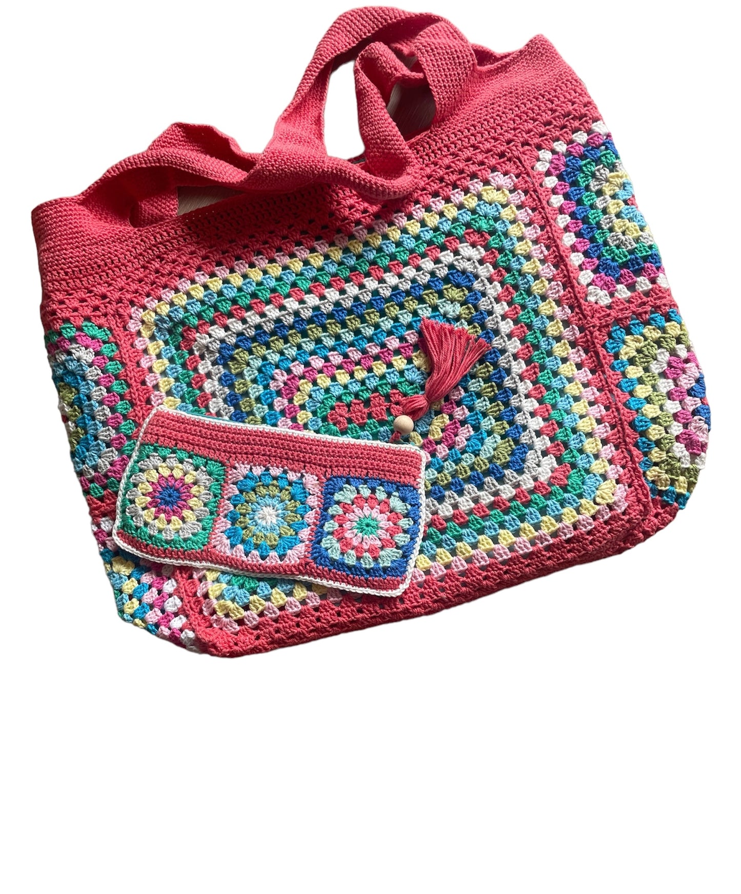 Gehaakte schoudertas granny squares met bijpassend make-up tasje koraal