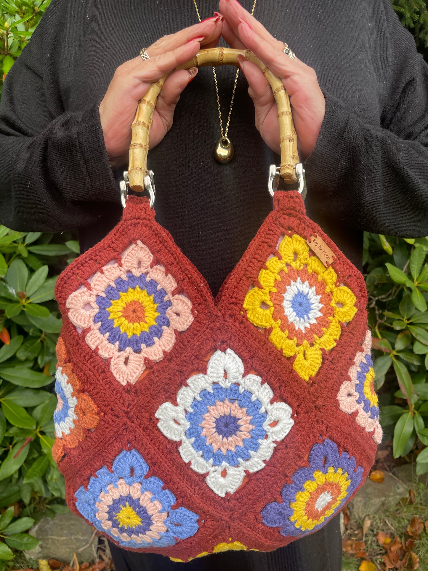 Gehaakte granny squares handtas roest