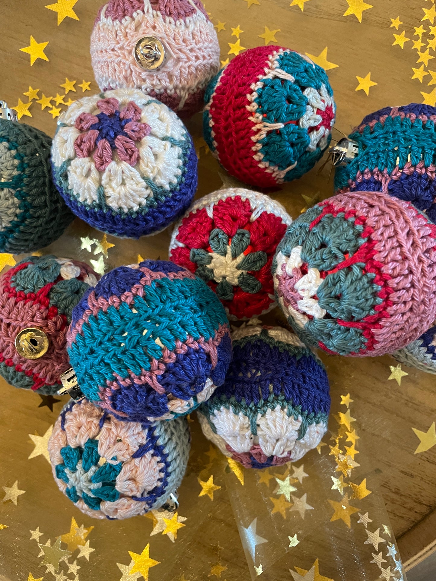 Gehaakte Kerstbal - Bloem Mauve