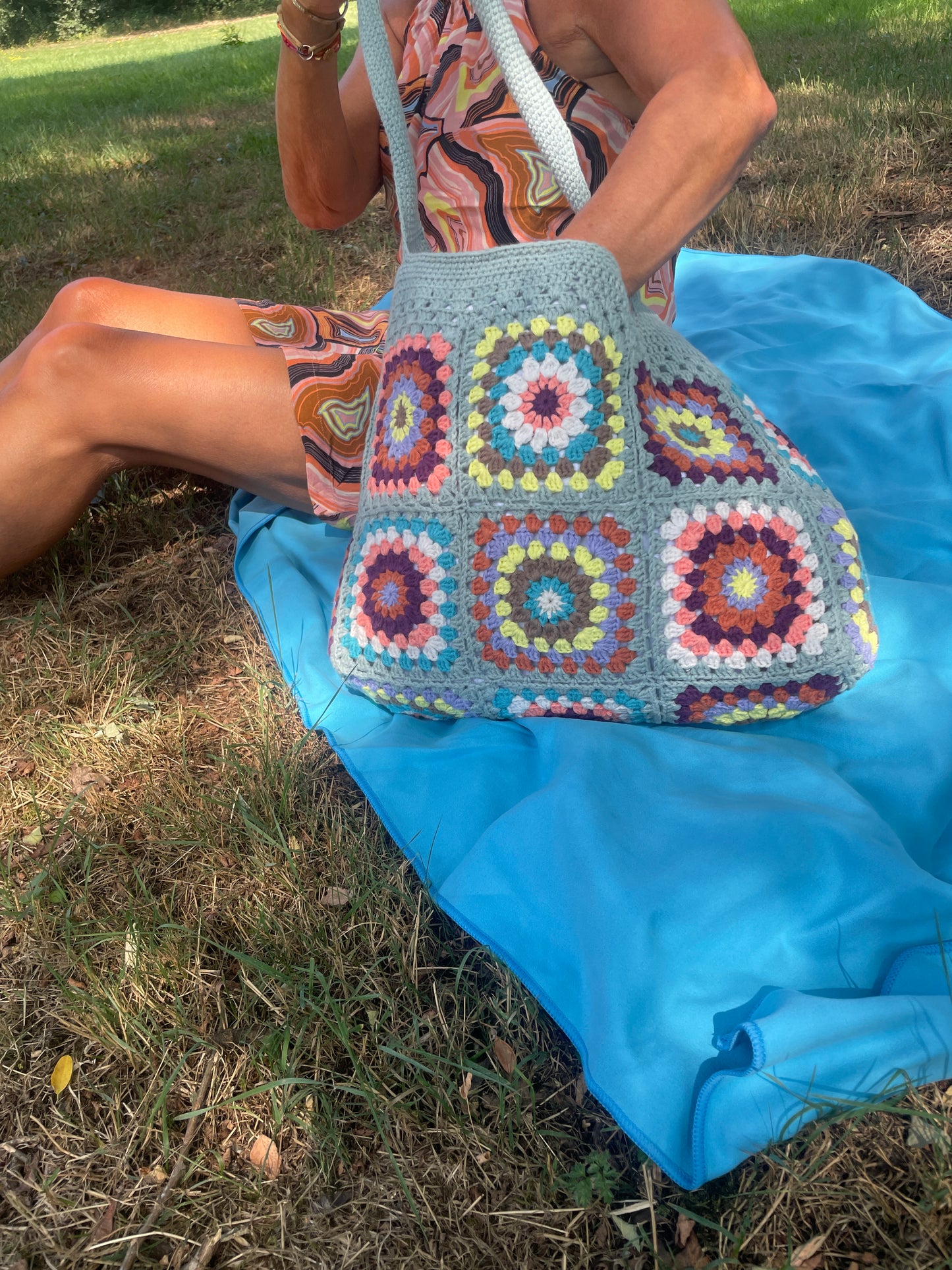 Gehaakte schoudertas granny squares