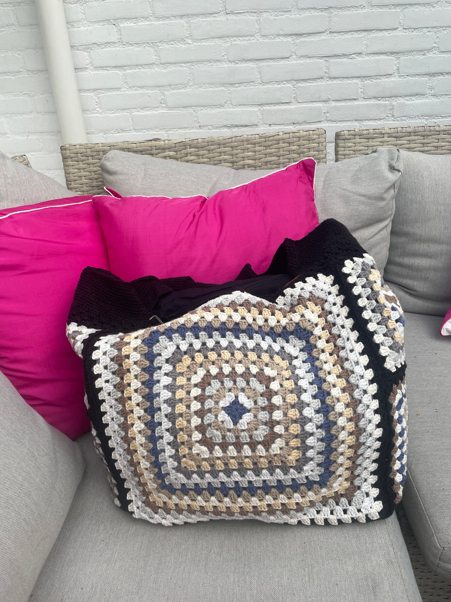 Gehaakte schoudertas granny squares